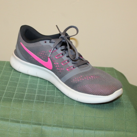 Nike Shoes - Nike Women size 8 Running Shoes
